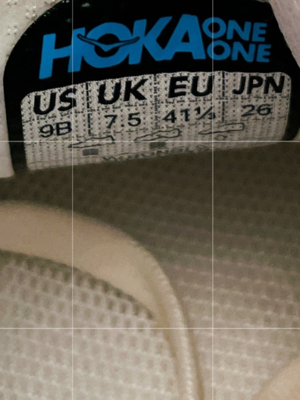 HOKA® Bondi 9 Sneakers in white / white - WORN ONCE - Womens size 9 - Picture 8 of 8